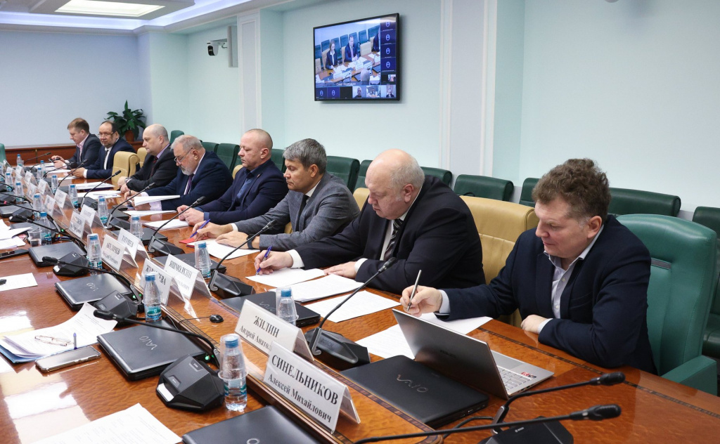 совещание в СФ 3.jpg