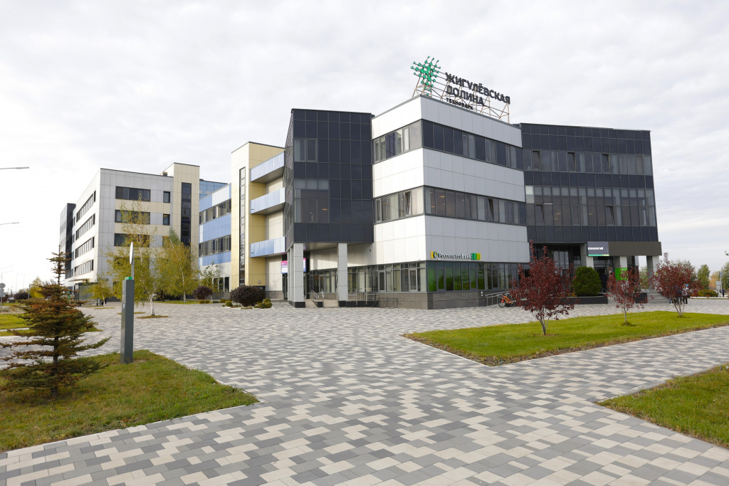 корпус осень.JPG корпус осень.JPG